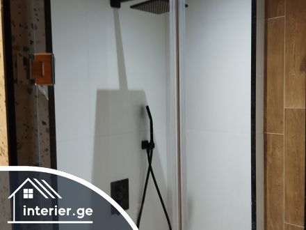 საშხაპე კაბინები შეკვეთით – ინდივიდუალური დიზაინი, ხარისხი და მონტაჟი